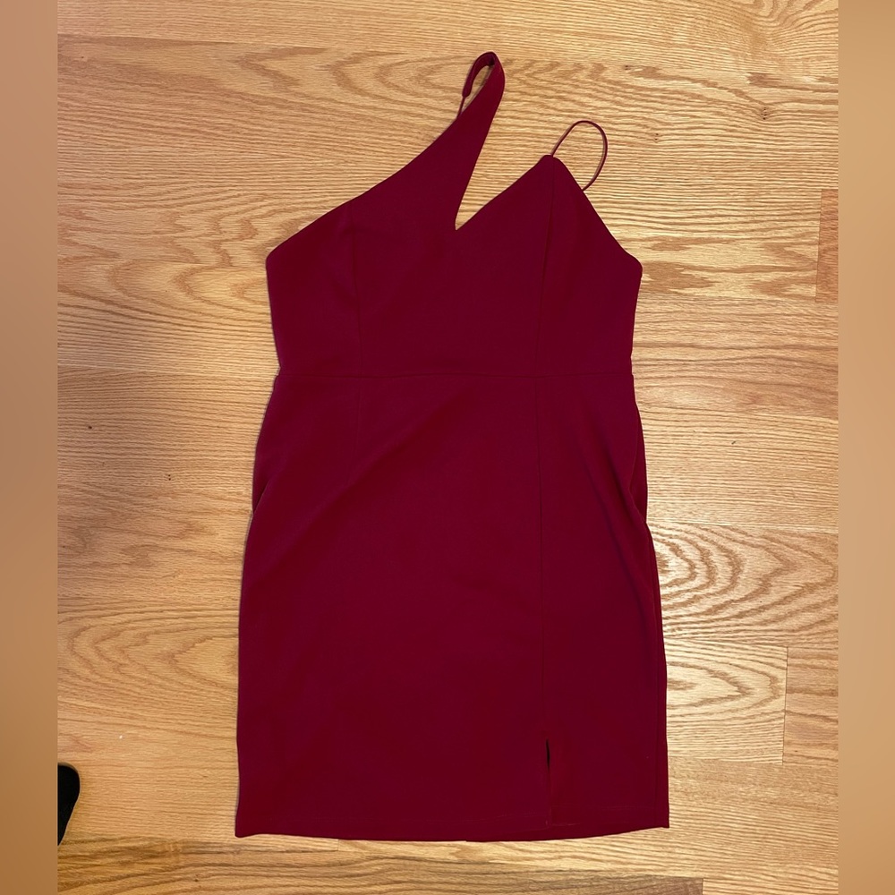Lulu’s Poised to Party One-Shoulder Bodycon Mini Dress
